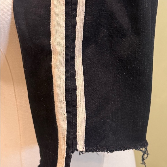 MOTHER Insider Crop Step Fray - Size 26 - Guilty Racer-black with white stripes - Picture 9 of 9